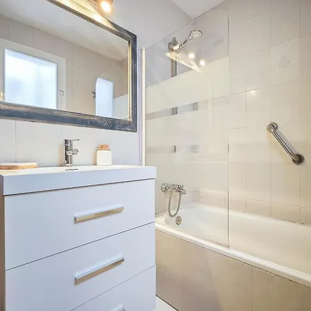 Mercedes Вилла *