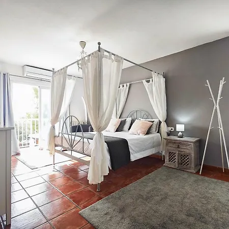 Mercedes * Санта-Эулалия-дель-Рио